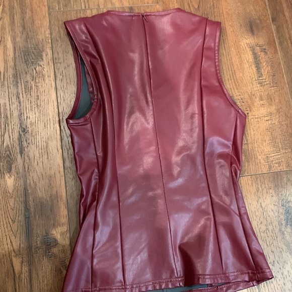 Maroon 7 Top - Picture 3 of 3